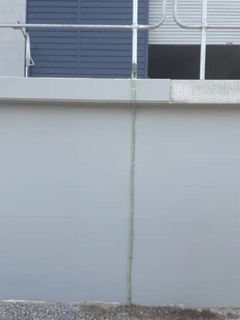 Connection to landing handrail