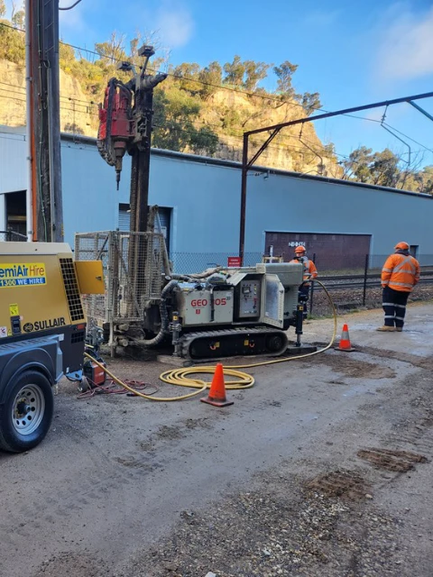 Drill set up for feeder pole