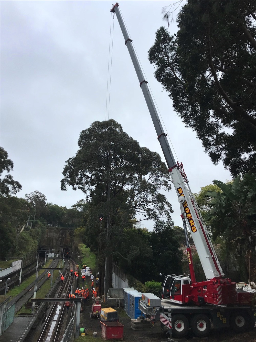 UGOH termination earthing Woollahra Railway Station