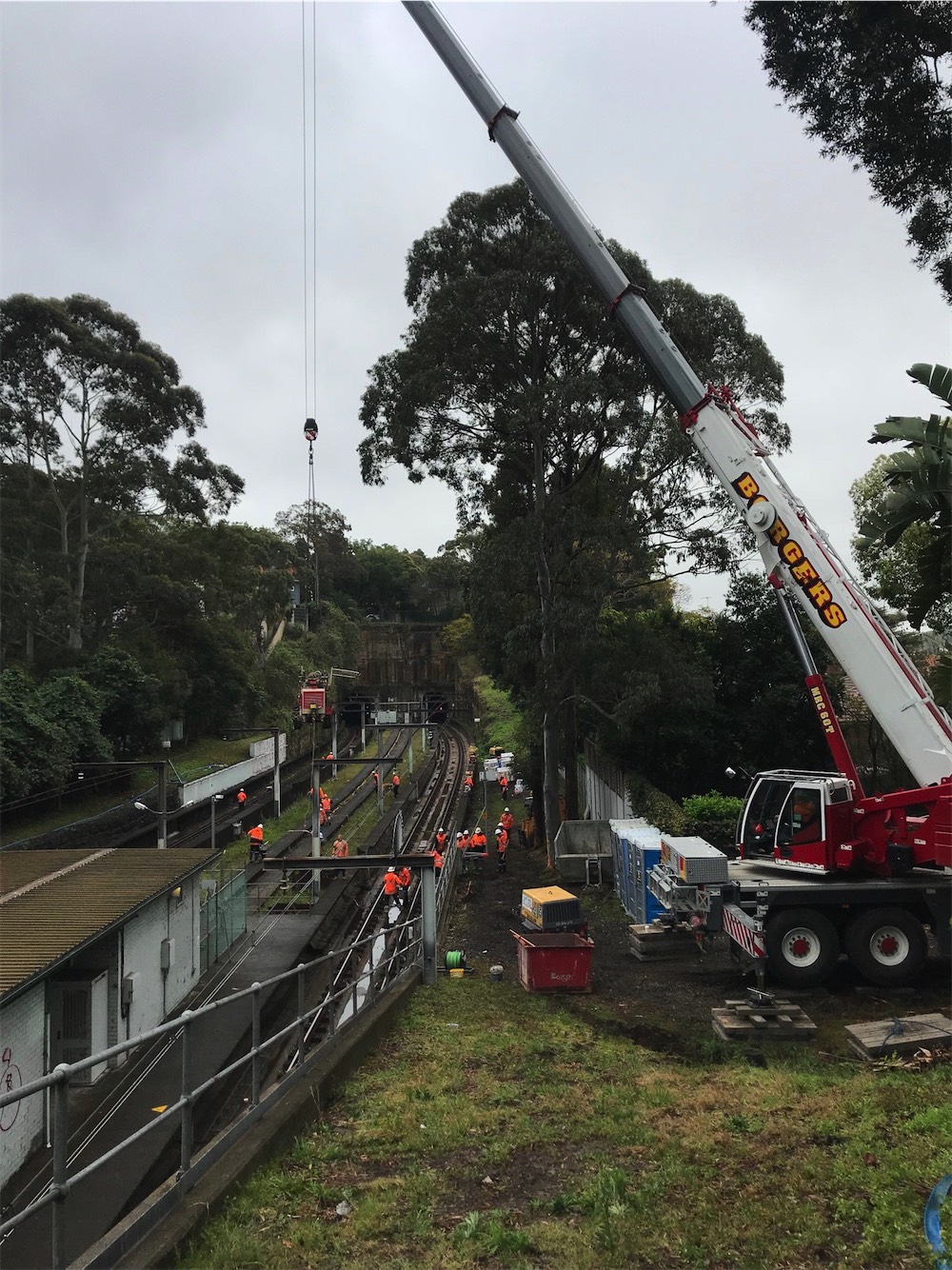 UGOH termination earthing Woollahra Railway Station